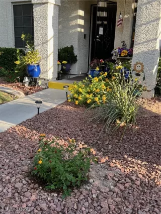 Photo #2: 2758540 Listing 