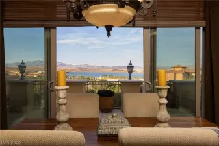 Photo #5: 2758550 Listing