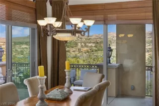 Photo #6: 2758550 Listing