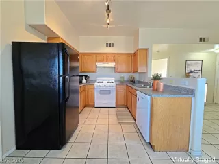 Photo #4: 2758574 Listing