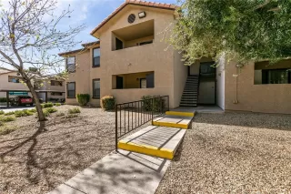 Photo #2: 2758601 Listing