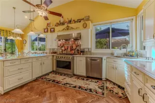 Photo #6: 2758602 Listing 