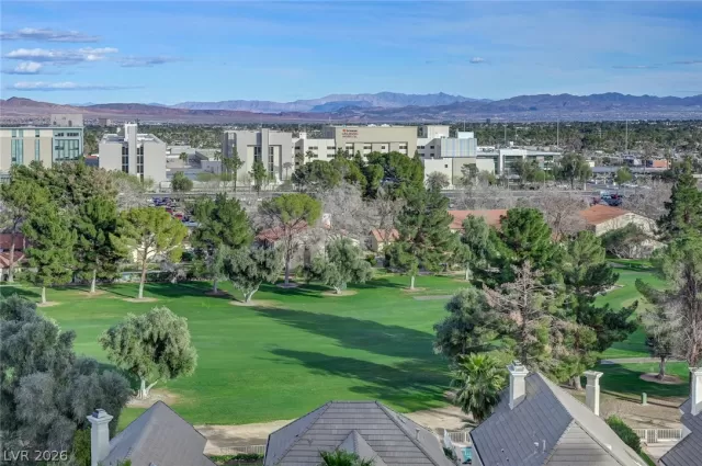 MLS: 2758622 Condo For Sale