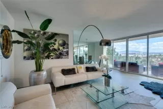 Photo #3: 2758634 Listing