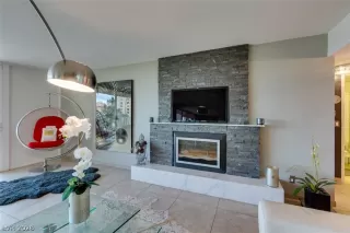 Photo #5: 2758634 Listing