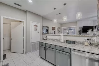 Photo #4: 2758724 Listing 