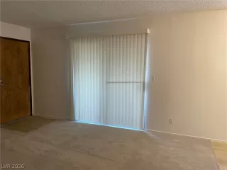 Photo #6: 2758741 Listing