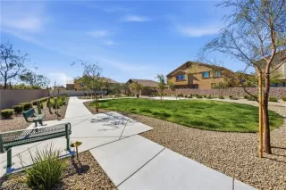 Photo #2: 2758746 Listing 