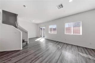 Photo #6: 2758746 Listing 