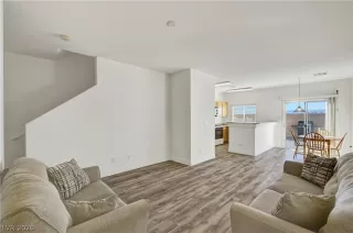 Photo #3: 2758753 Listing 