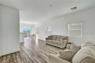 Photo #4: 2758753 Listing 