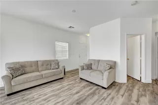 Photo #5: 2758753 Listing 