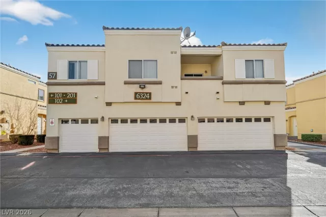 MLS: 2758793 Condo For Sale