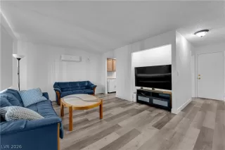 Photo #6: 2758801 Listing 