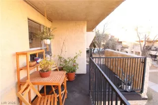 Photo #1: 2758820 Listing 