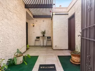 Photo #5: 2758841 Listing