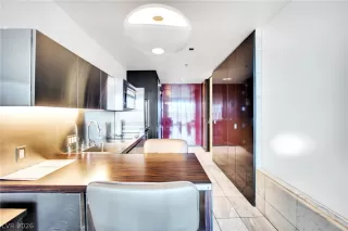 Photo #6: 2758853 Listing