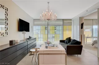 Photo #1: 2758877 Listing