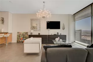 Photo #5: 2758877 Listing