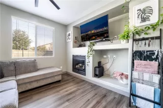 Photo #4: 2758878 Listing