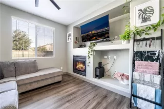 Photo #5: 2758878 Listing