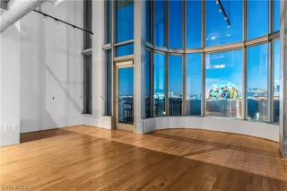 Photo #4: 2758891 Listing 