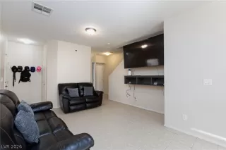 Photo #4: 2758897 Listing 