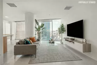 Photo #4: 2758909 Listing 