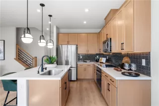 Photo #5: 2758930 Listing 