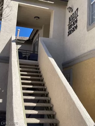 Photo #2: 2758936 Listing 