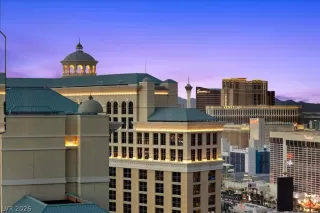 Photo #2: 2758945 Listing