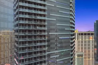 Photo #3: 2758945 Listing