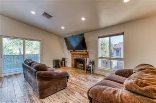 Photo #5: 2758966 Listing 