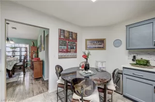 Photo #4: 2759001 Listing 