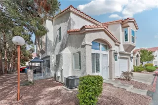 Photo #2: 2759034 Listing 