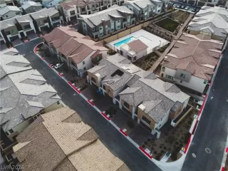 Photo #3: 2759038 Listing 