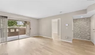 Photo #2: 2759063 Listing 