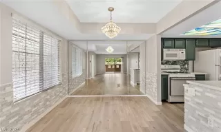 Photo #6: 2759063 Listing 