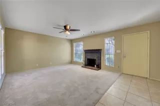 Photo #4: 2759099 Listing