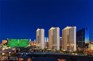 Photo #2: 2759133 Listing