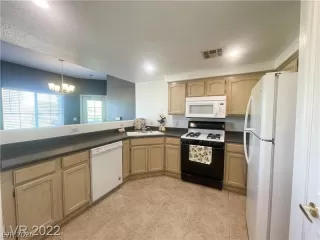Photo #5: 2759219 Listing