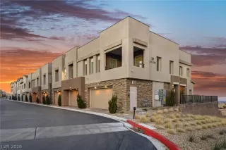 Photo #1: 2759229 Listing 