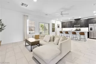 Photo #3: 2759264 Listing 