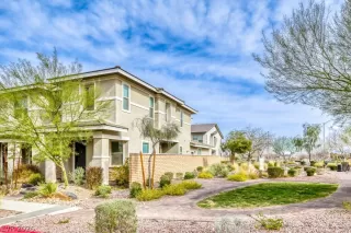 Photo #1: 2759299 Listing