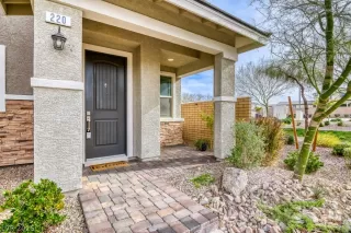 Photo #2: 2759299 Listing