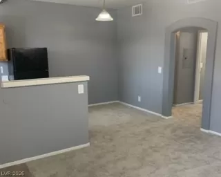 Photo #3: 2759370 Listing