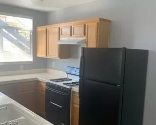 Photo #5: 2759370 Listing