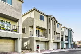 Photo #1: 2759372 Listing