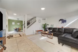 Photo #5: 2759378 Listing 