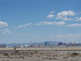 Photo #4: 2759388 Listing 